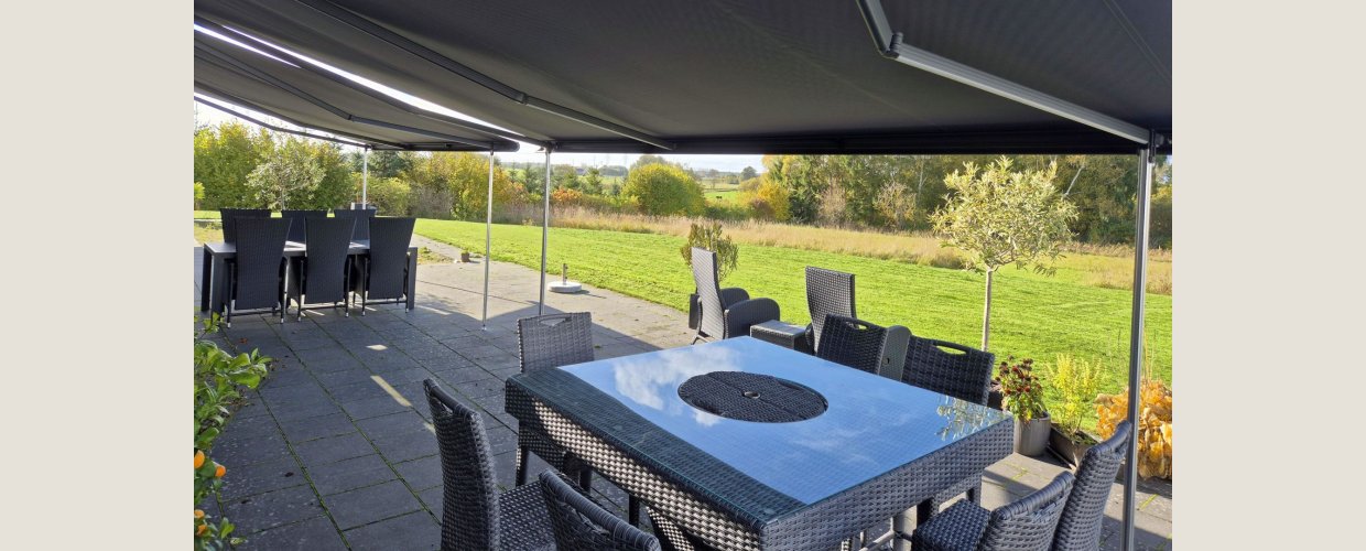 Regn og vindsikker sttte til markise